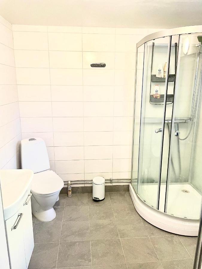 3 Rooms With Private Kitchen & Private Bathroom 5B Gävle Extérieur photo