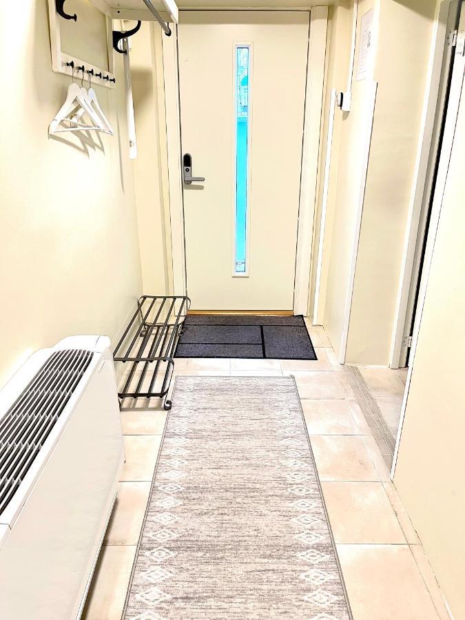 3 Rooms With Private Kitchen & Private Bathroom 5B Gävle Extérieur photo
